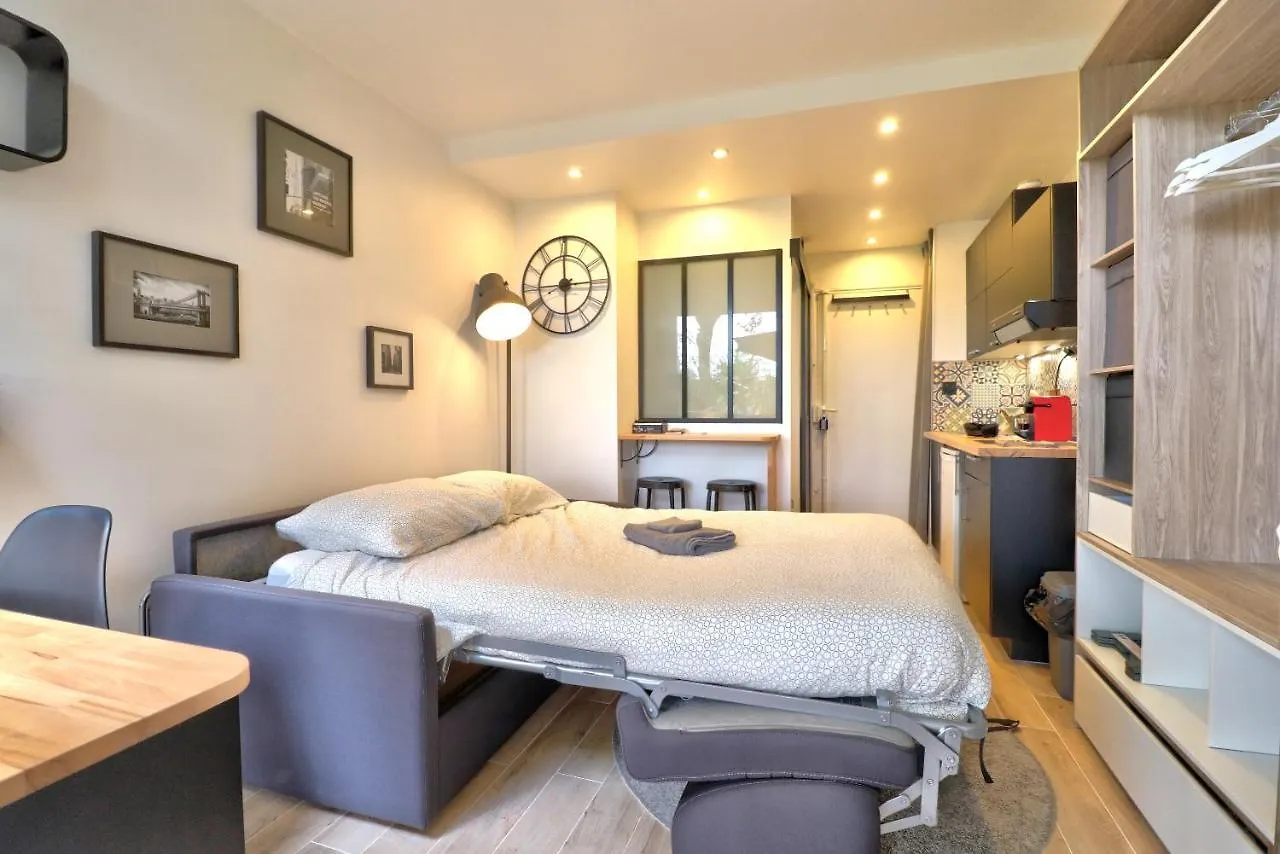 Apartmán Studio 24H 24H Parking Terrasse Internet Toulouse
